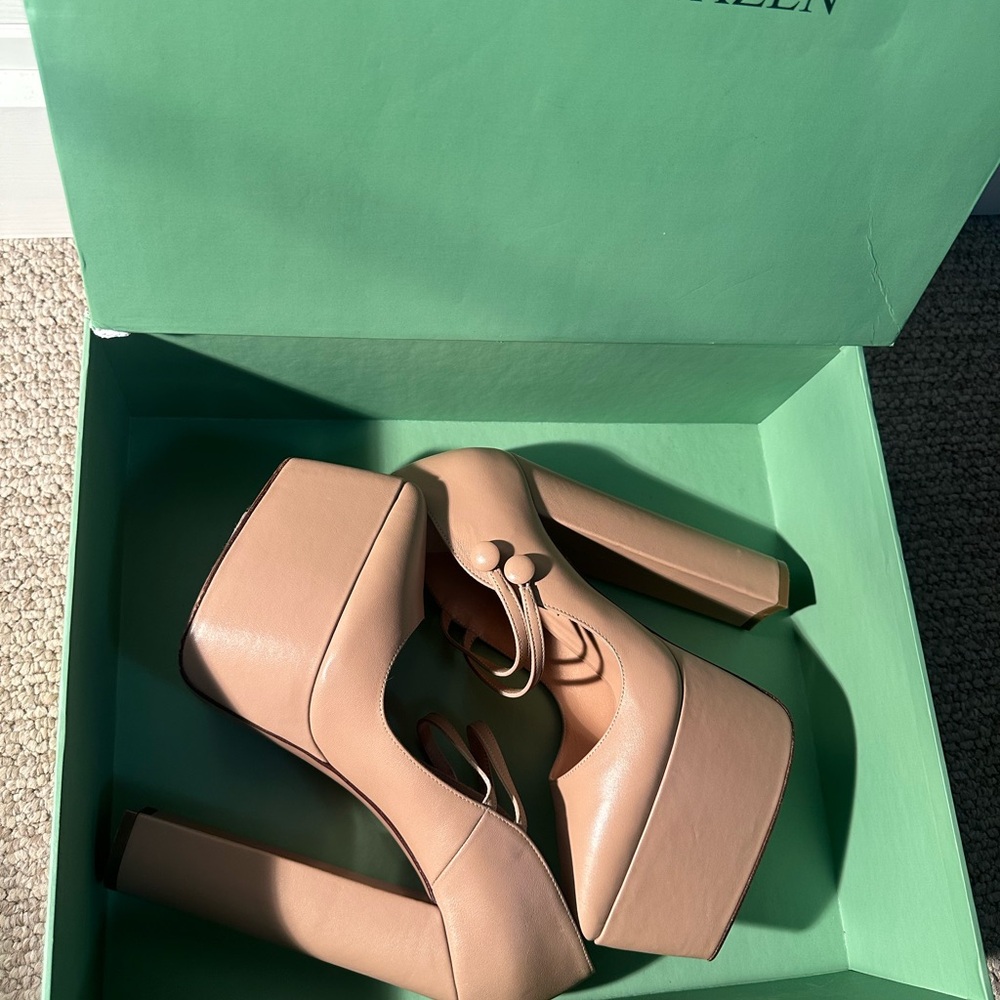 ANDREA FENZI Nude Platform Pumps - Picture 4 of 15